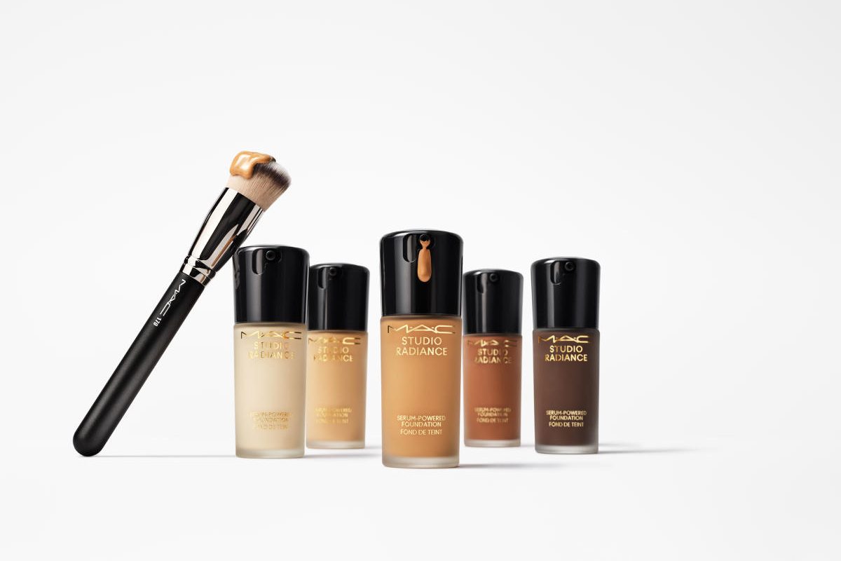 MAC Studio Radiance Serum-Powered Foundation 30ml - NC25