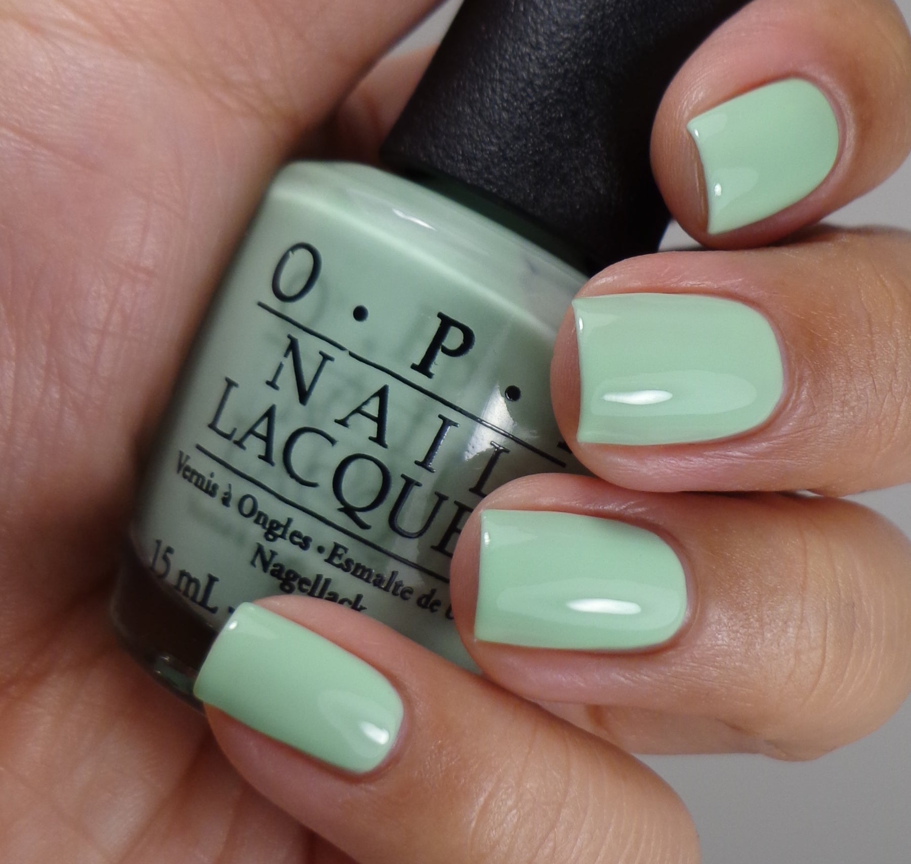 OPI Brights Nail Lacquer 15ml - Gargantuan Grape