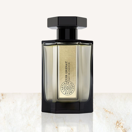 L'Artisan Parfumeur Sous La Glycine Scented Candle 70g