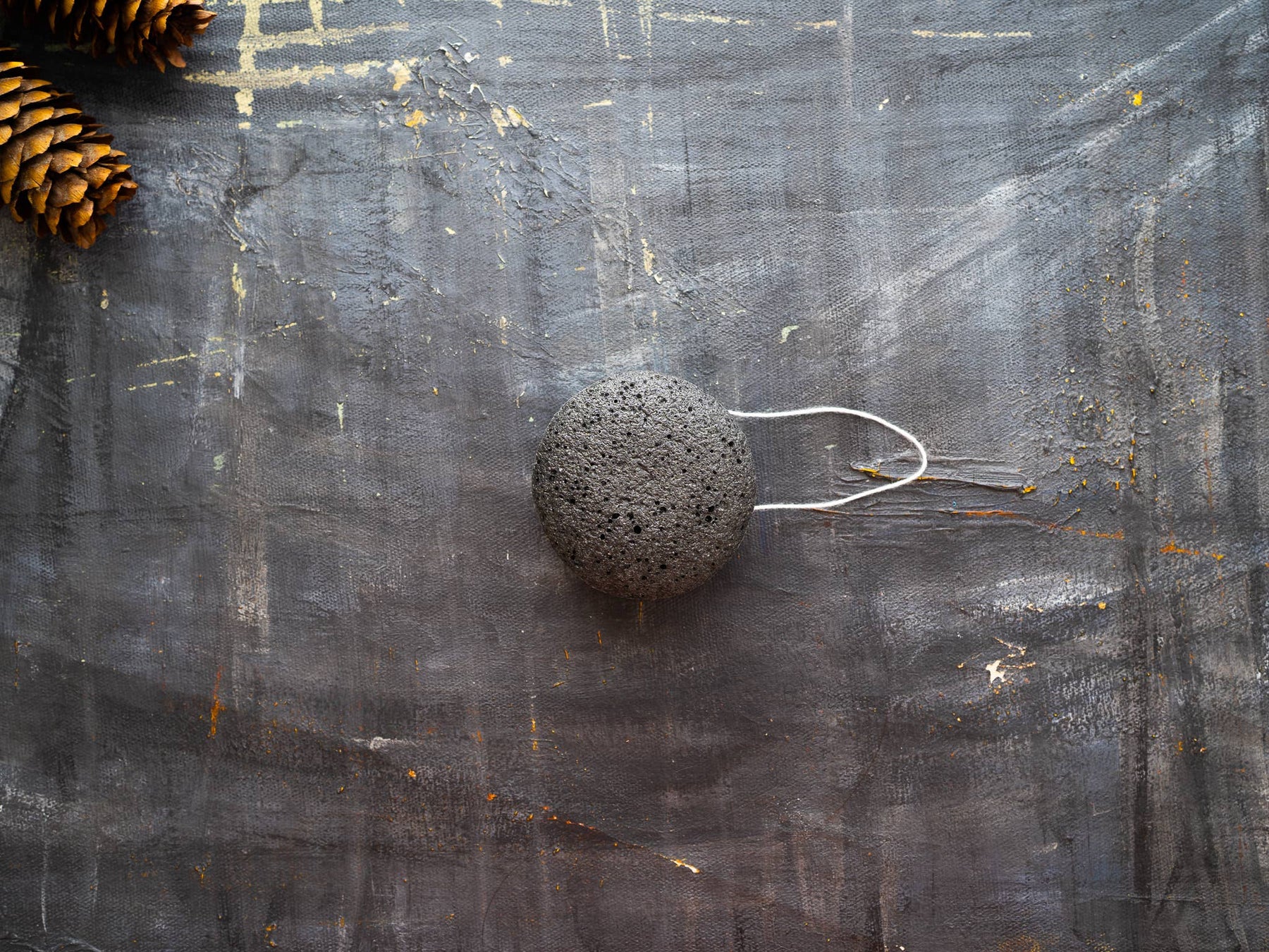 Pretty Smooth Konjac Sponge - Charcoal