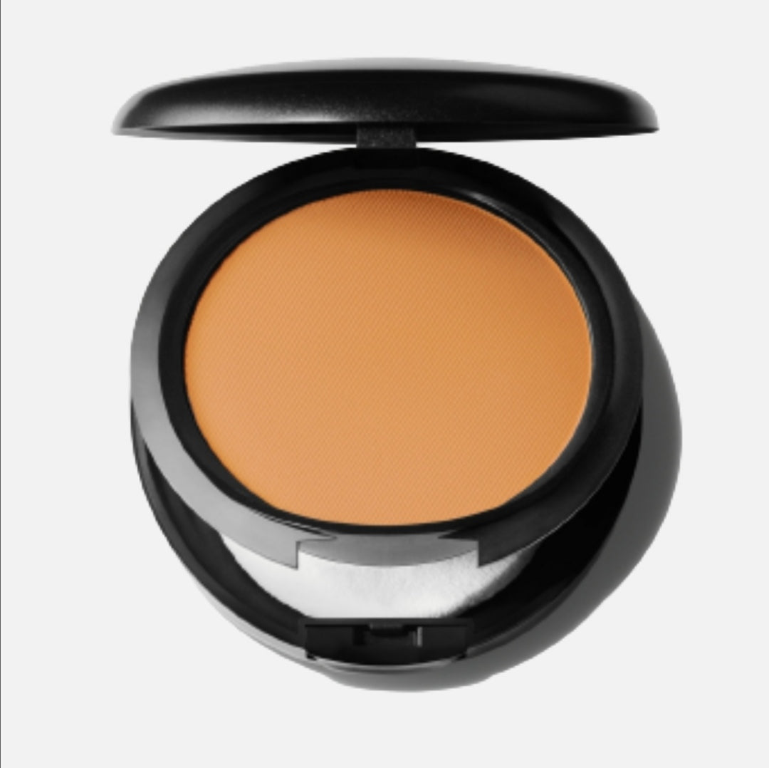 MAC Studio Fix Powder Plus Foundation 15g - C5.5