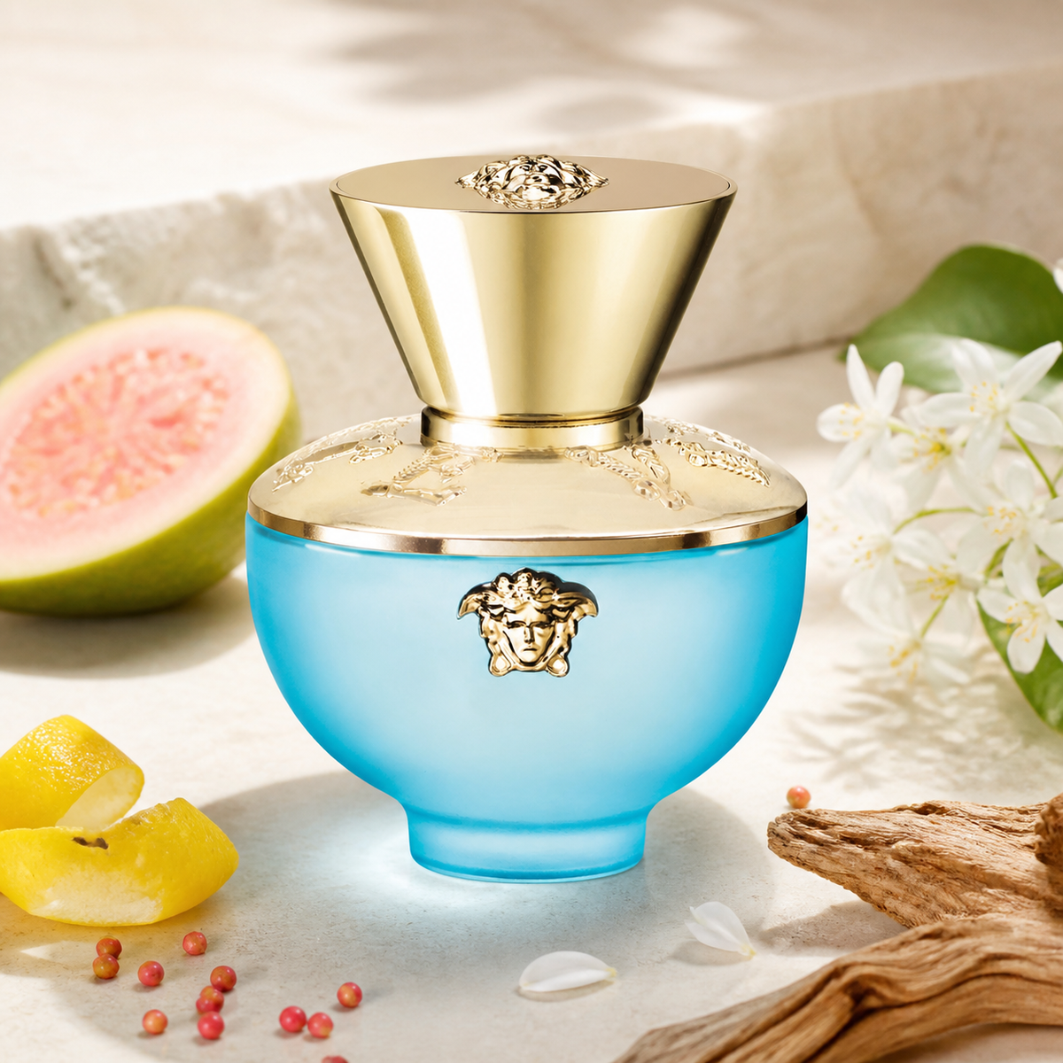 Versace Pour Femme Dylan Turquoise Eau de Toilette 100ml ingredient still life image
