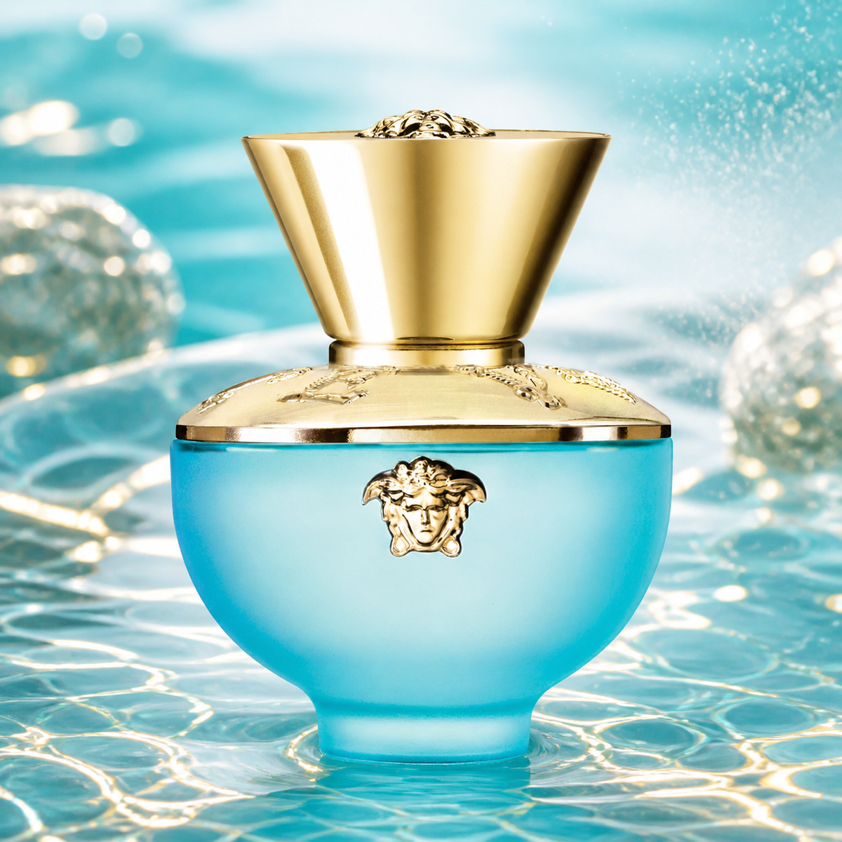 Versace Pour Femme Dylan Turquoise Eau de Toilette 100ml aquatic campaign image