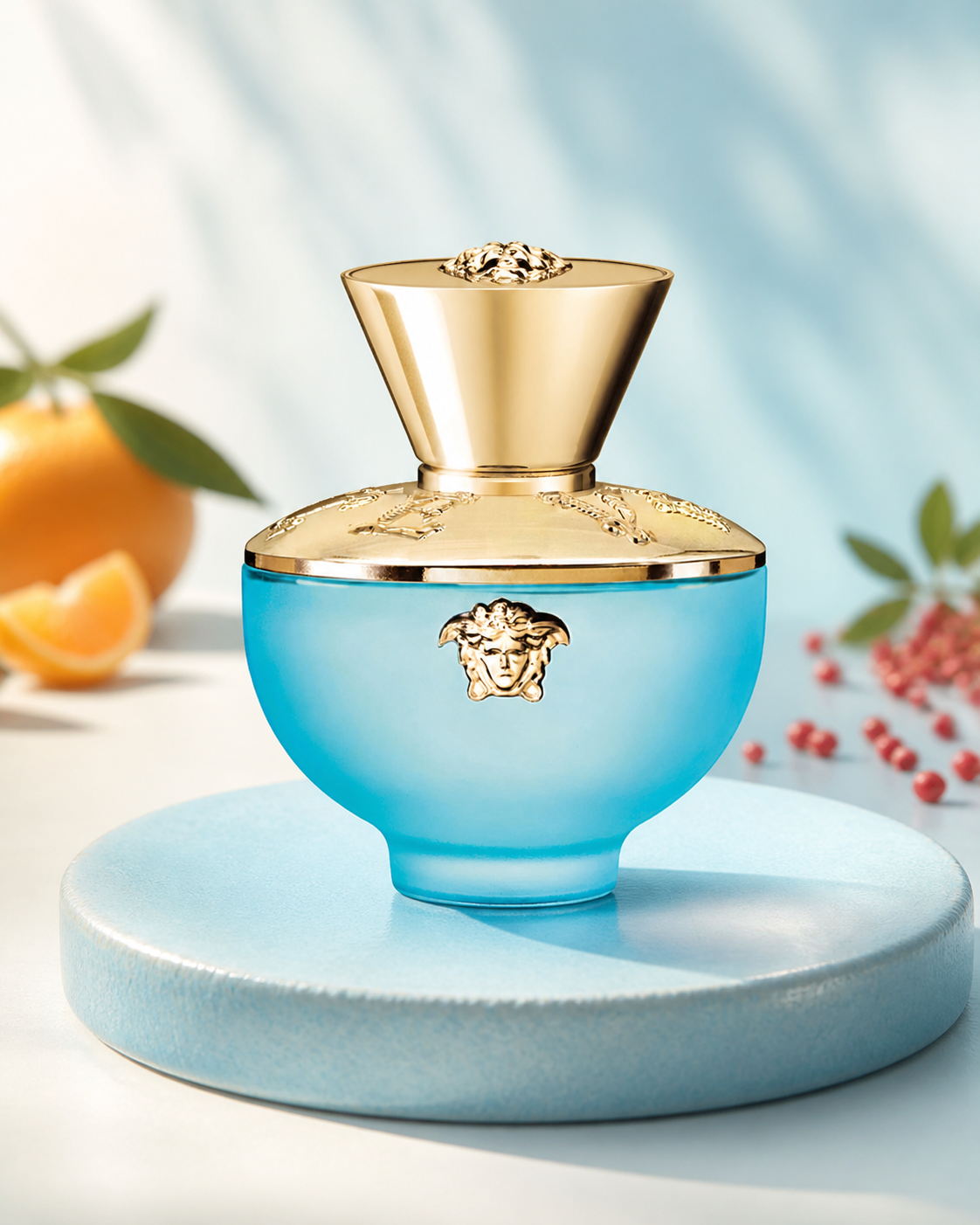 Versace Dylan Turquoise Eau de Toilette 50ml with mandarin and pink pepper